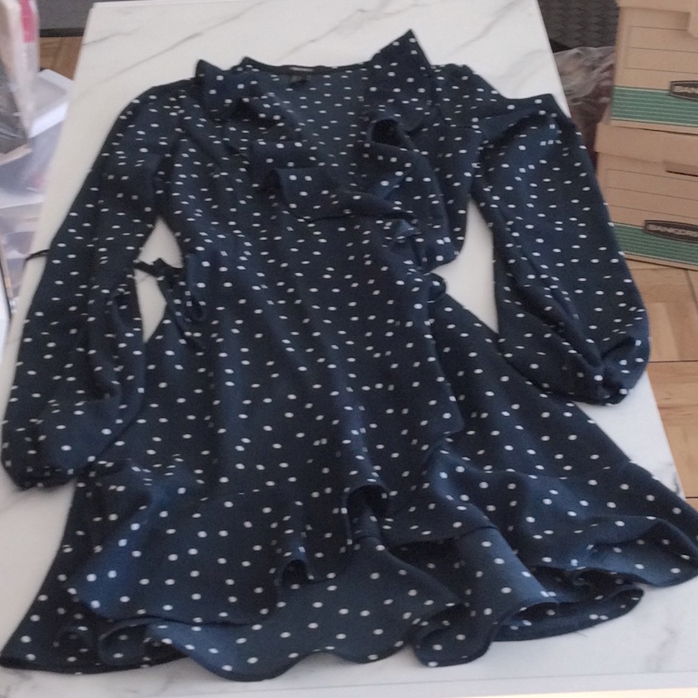 Forever 21 POLKA DOT WRAP long sleeve cocktail MINI DRESS